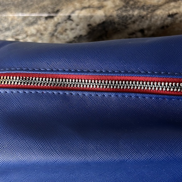 Rae Dunn Dizmos. travel / toiletry bag for men. New without tags - Picture 3 of 8